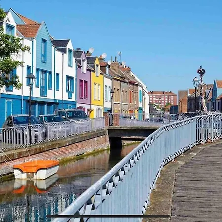 Le De L'eau בית נופש Long